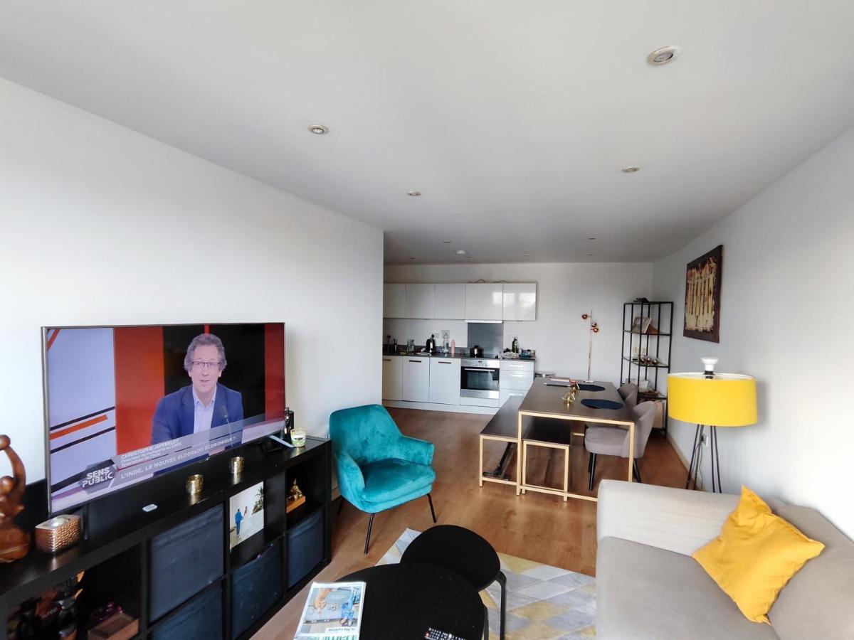 Apartment Spacious & Serene In *